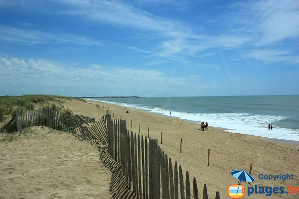 Photo of Pége beach towards Sion sur Océan - St Hilaire de Riez