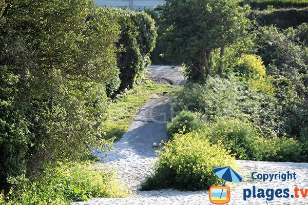 Cale de mise à l'eau de la plage de Pentoull - Landunvez