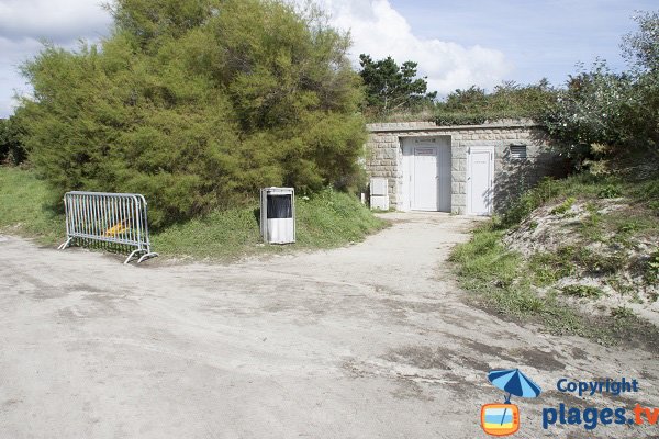 Sanitaire de la plage de Penmorvan