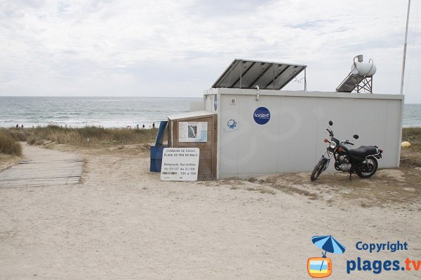 Lifeguard station of Penn er Malo - Guidel