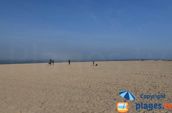 Plage publique à Arcachon sauvage