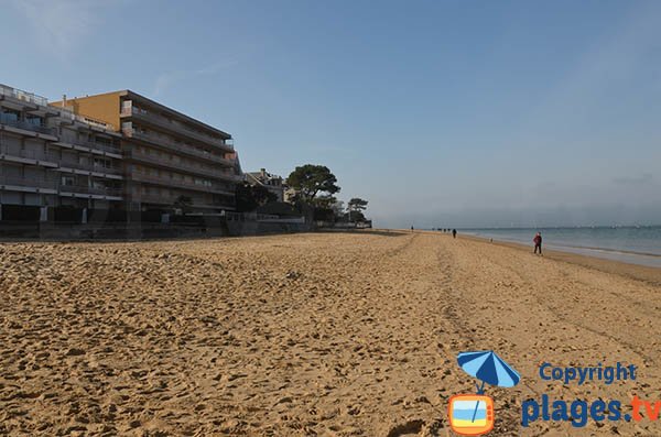 Photo of the beach of Pereire in Arcachon - near downtown