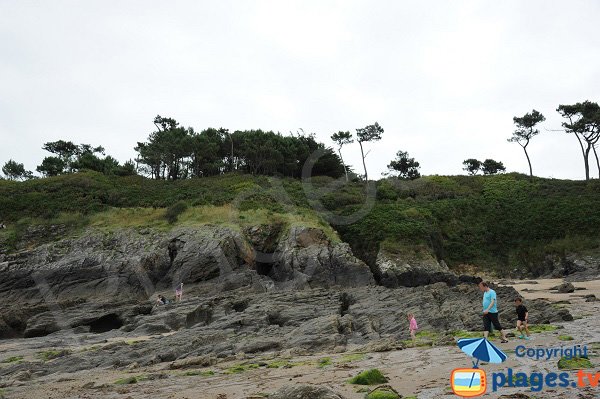 Rocks on the beach of Petit Port in Cancale