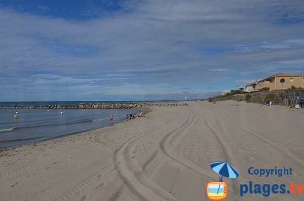 spiaggia sorvegliata a Carnon - Petit Travers - accesso 79