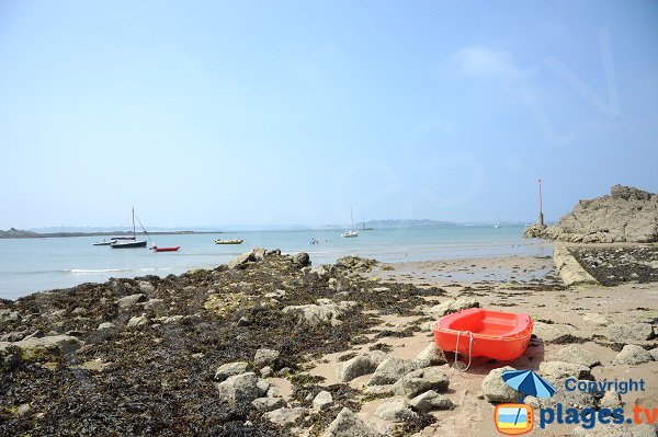 Rocks of the Petite Salinette beach in St Briac sur Mer