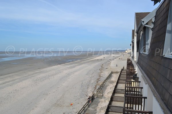 Plage au niveau du phare du Crotoy (Picardie)