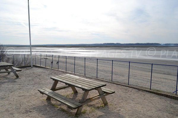 Beach near the fishing port of the Crotoy