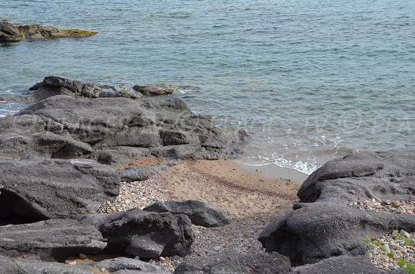 Crique de la Pierre Blave à St Raphael