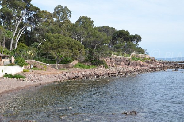 Foto della spiaggia di Pierre Blave a Saint Raphaël - zona sinistra