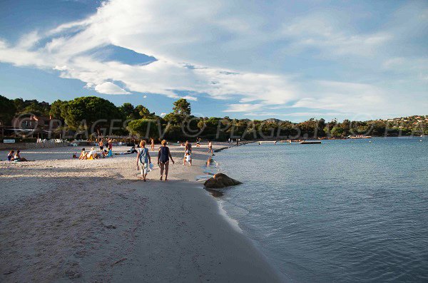 Photo de la plage nord de Pinarellu en Corse