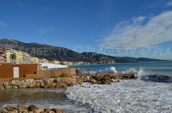 Privatstrand neben diesem Strand in Roquebrune