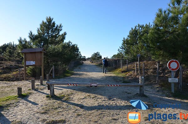 Access to the Pointe Espagnole beach in La Tremblade - France