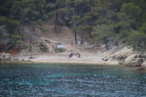 Pointe des Termes beach in Saint Cyr sur Mer