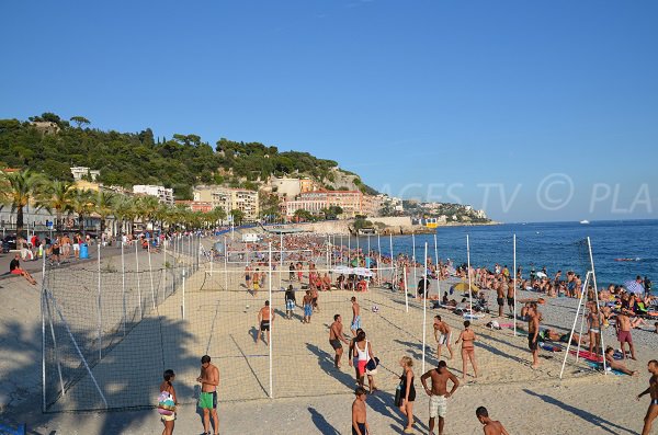 Beachvolleyball am Strand Les Ponchettes - Nizza