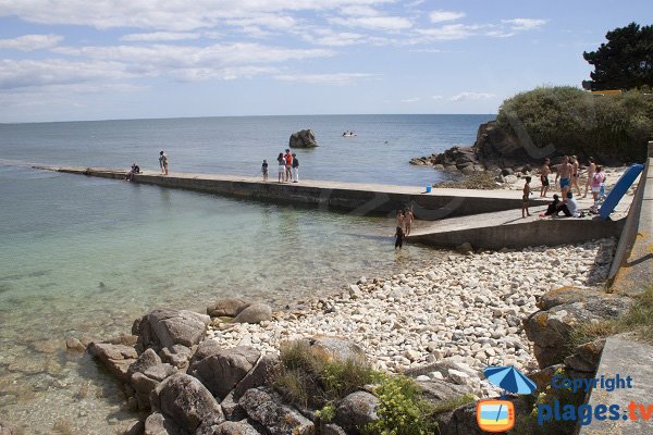 Digue et cale de mise à l'eau à Porh Guerh - Gavres