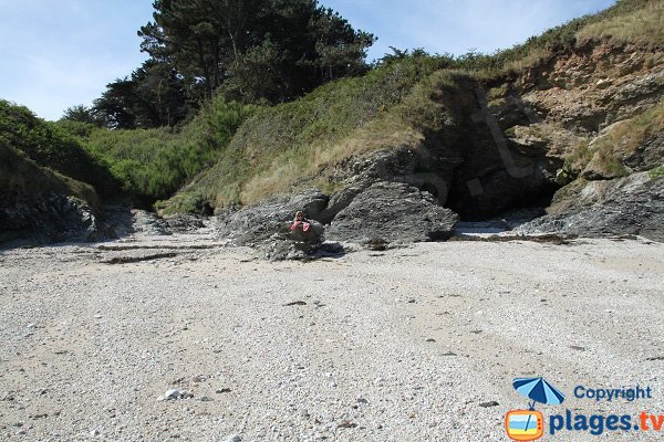 Galets sur la plage de Porh Kerzo - Belle-Ile