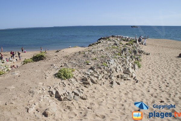 Plage à Erdeven avec vue sur Belle Ile en Mer - Porh Lineneu