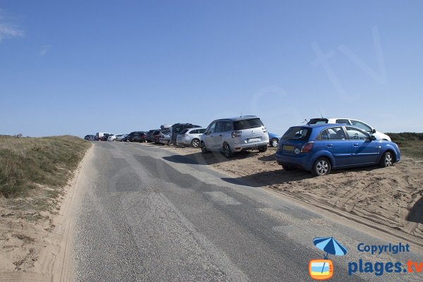 Parking of Porh Lineneu beach - Erdeven