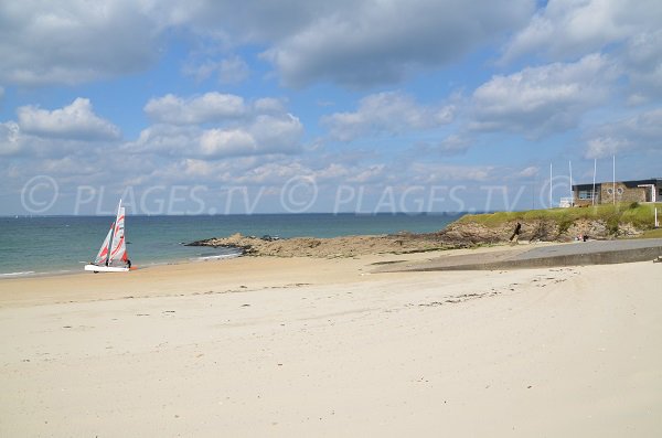 Partie droite de la plage de Porigo à Quiberon