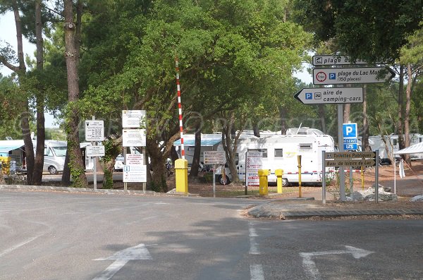 L'accesso al lago marino di Soustons