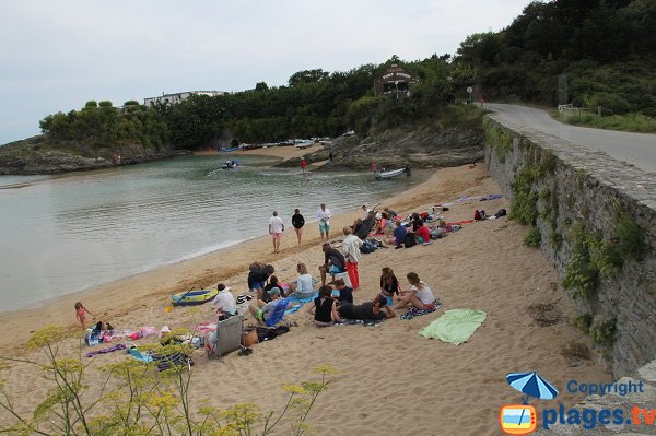 Port An Dro beach at high tide in Belle Ile - Locmaria