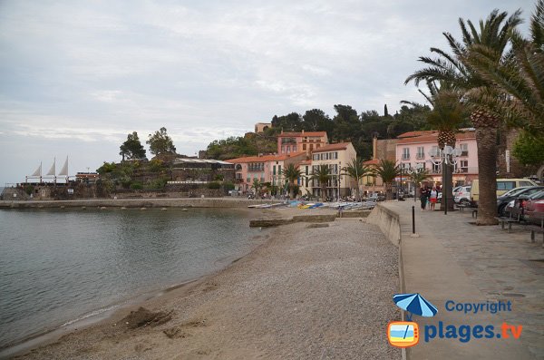 Extrémité de la plage du Port d'Avall