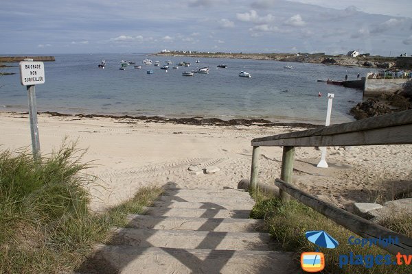 Accès à la plage de Port-Blanc à Ploemeur