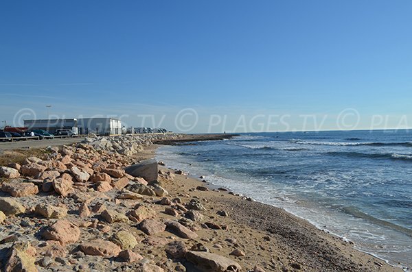 Parking of public beach of Carro