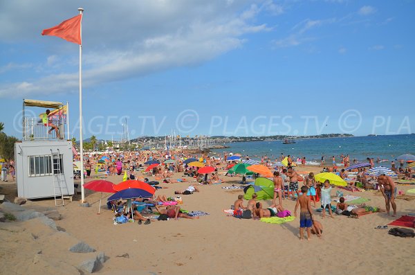 Rettungsstation - Strand von Port Fréjus