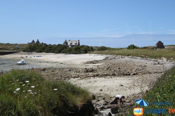 Cove around the port of Sieck Island - Santec