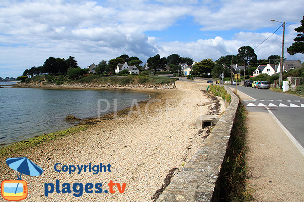 Plage le long de la route avant d'arrivée à Port Navalo