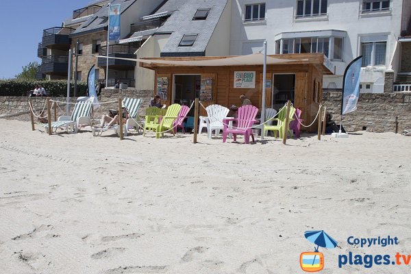 Bibliothèque sur la plage de Port Maria - Larmor