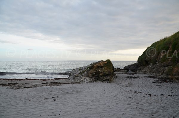 Rochers sur la plage de Port Maria