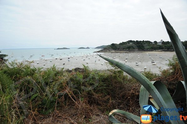 Bay of Port Mer in Cancale in Brittany