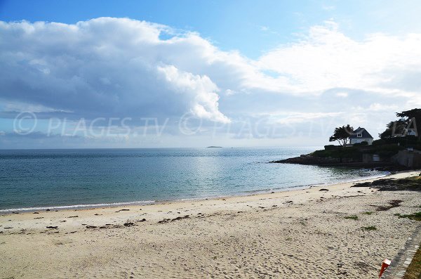 Photo of Port Navalo beach towards Arzon lighthouse