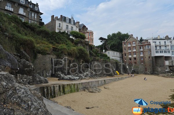 Photo de la plage de Port Riou à Dinard