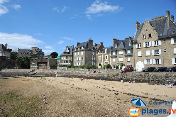 Photo of the St Père beach in Saint Malo