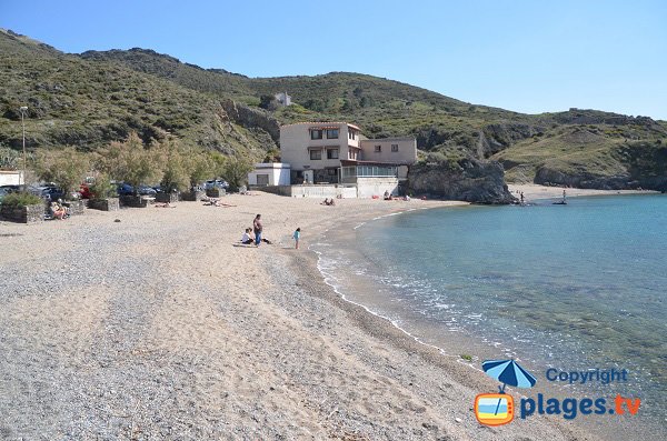 spiaggia di sabbia nel porto - Port Vendres