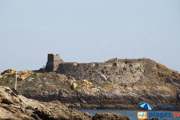 Fort du Gros Rocher en Mer de Belle Ile en Mer