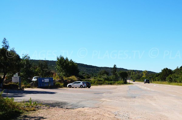 Access to the Porto Novo beach in Porto-Vecchio