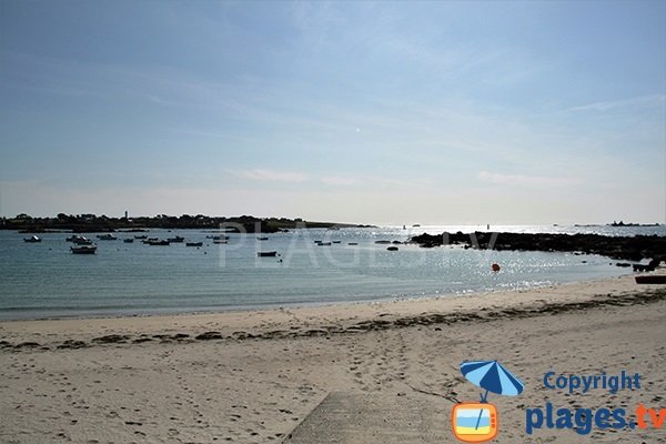 Portsall: sa plage et sa zone de mouillage - Ploudalmézeau