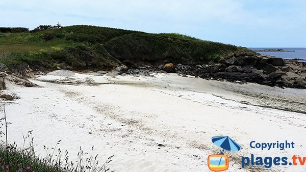 Cale de la plage de Porz ar Marc'h à Lampaul-Plouarzel