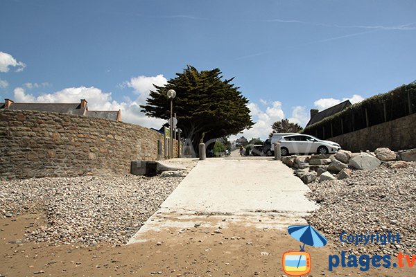 Accès à la plage de Porz ar Vag - Plomodiern