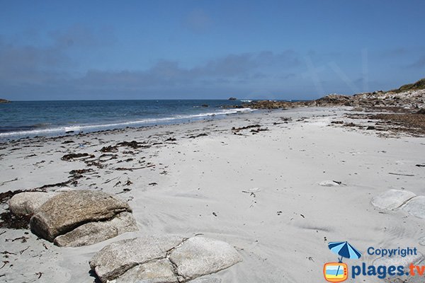 Plage sauvage sur l'ile de Batz