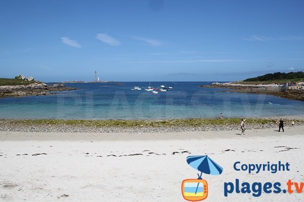 phare de l'Île Vierge depuis la plage de Plouguerneau