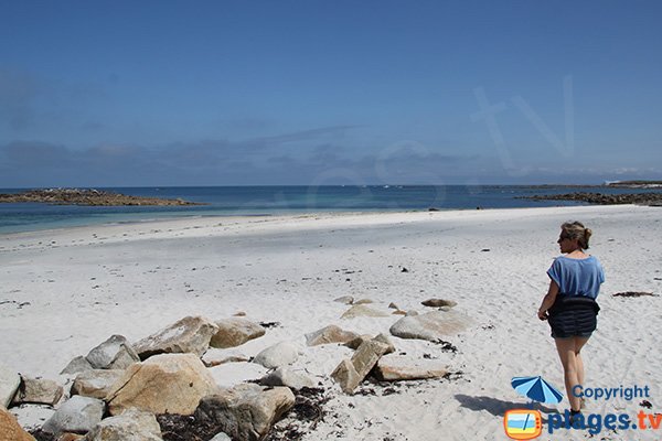 Plage de sable blanc sur l'ile de Batz