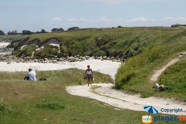 Dunes sur la plage de Porz Melloc de l'ile de Batz