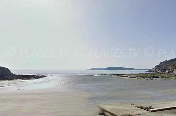 Photo de la plage de Postolonnec sur la presqu'ile de Crozon