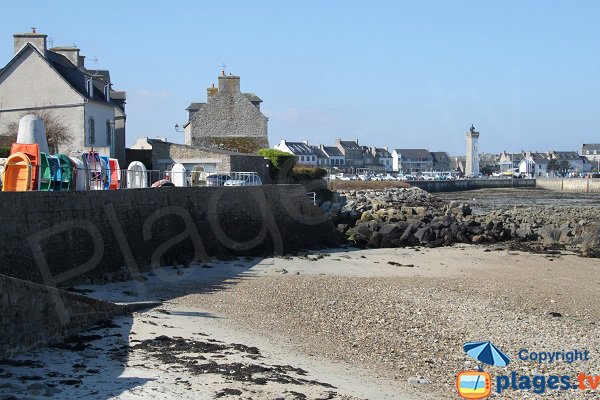 Annexes sur la plage de Poul Louz de Roscoff