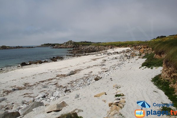 Crique à proximité du phare de l'ile de Batz